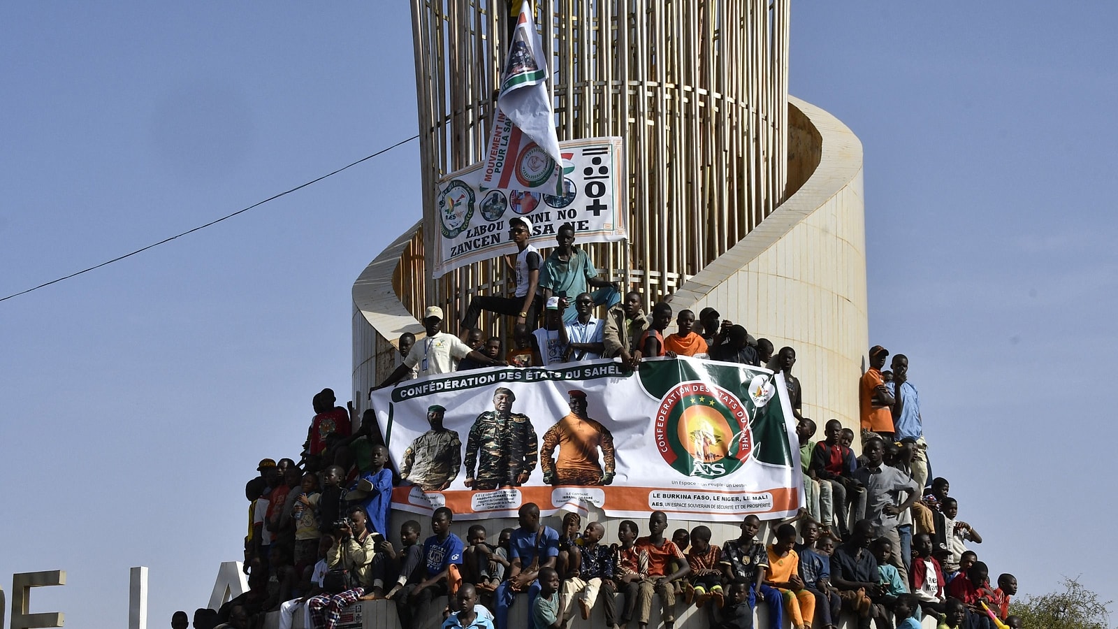 Germany Pulls Staff From Niger Amid Security Crisis