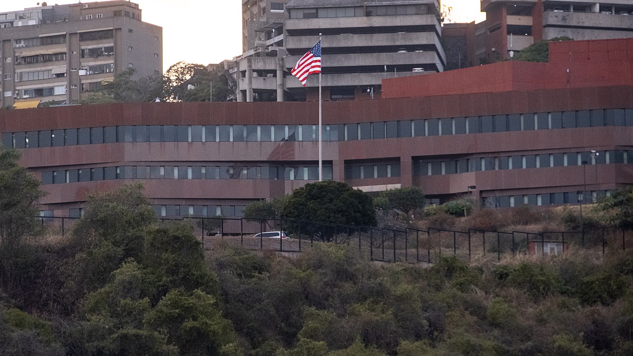 Caracas embassy reopening, SCOTUS 'conversion therapy' ruling and e-cigarette cancer link