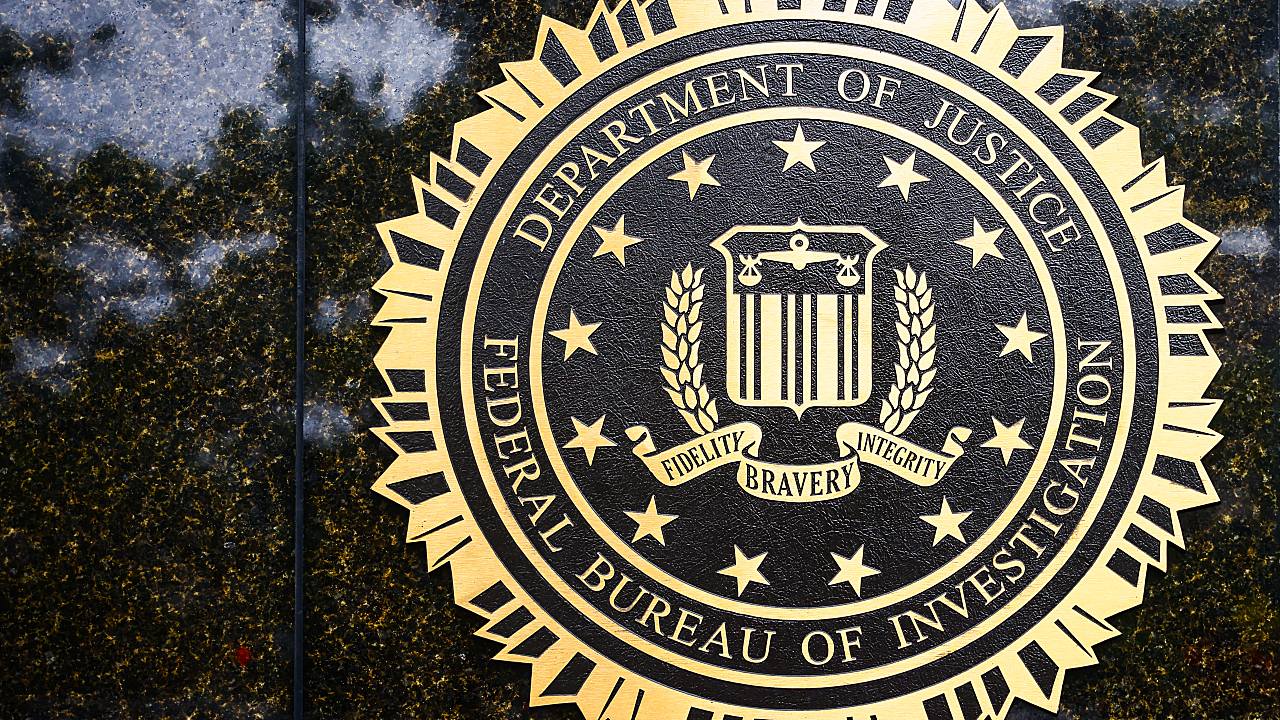 Ex-FBI Agents Sue Over Wrongful Firing in Trump Probe