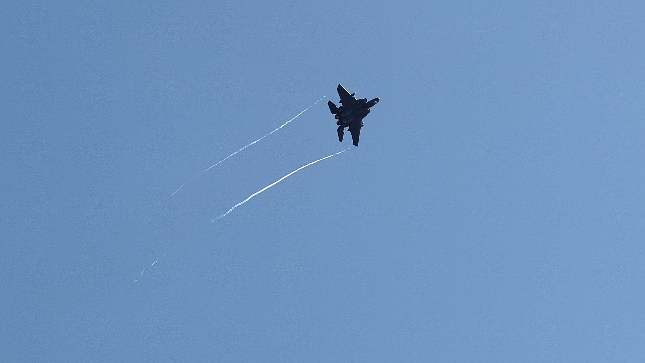F-15 Iran downing, Myanmar president election and ancient helmet recovery