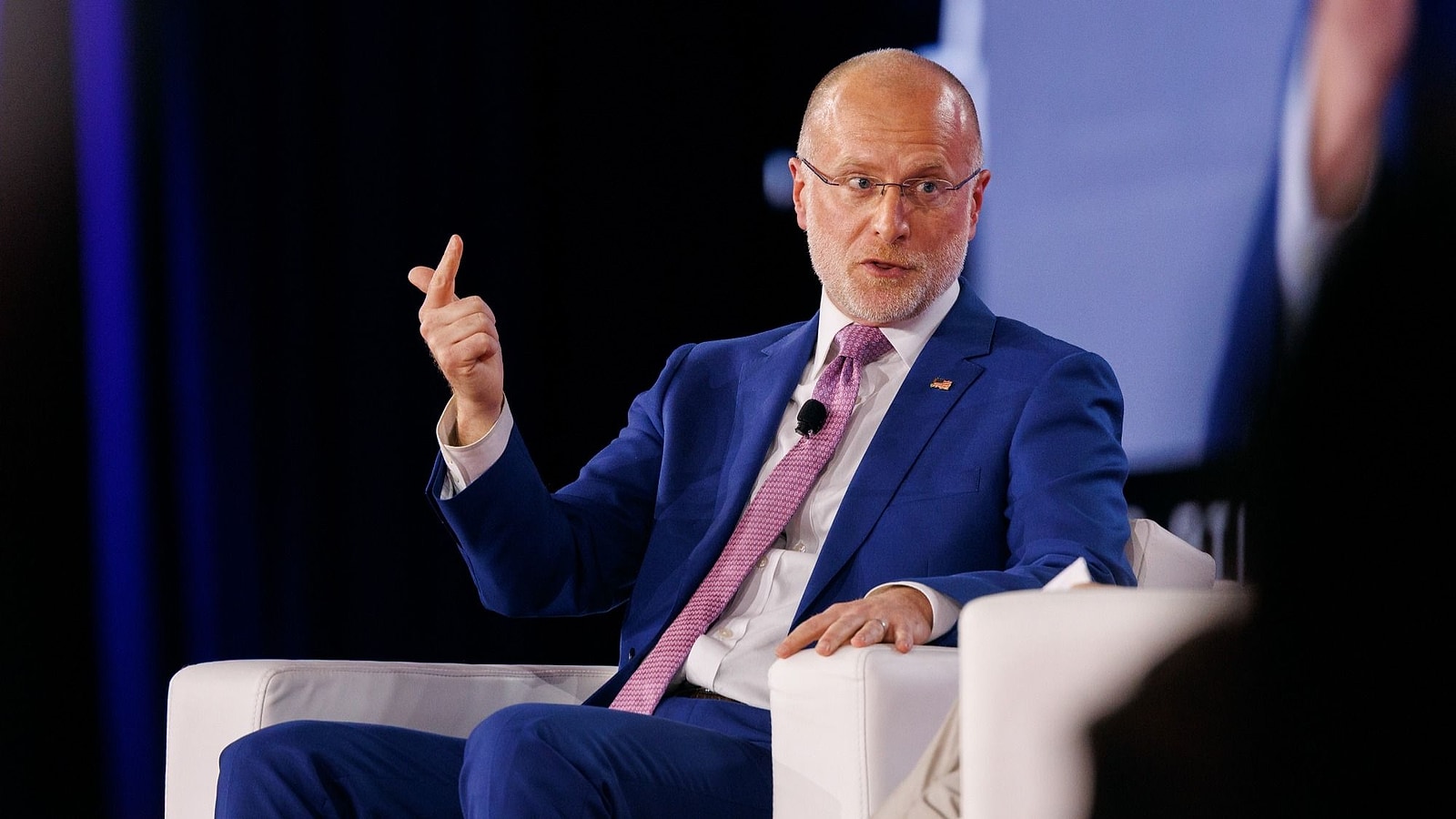 White House Threatens CNN Over Iran Coverage
