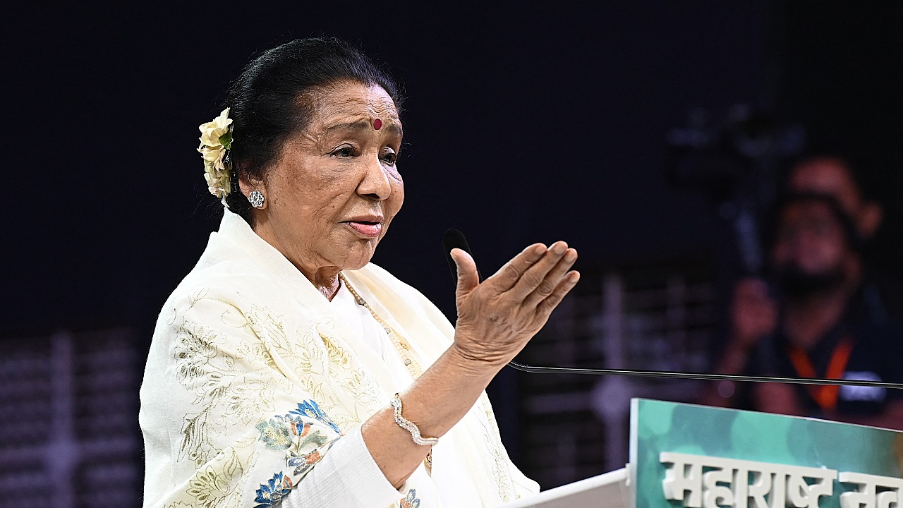Asha Bhosle, Legendary Indian Singer, Dies at 92