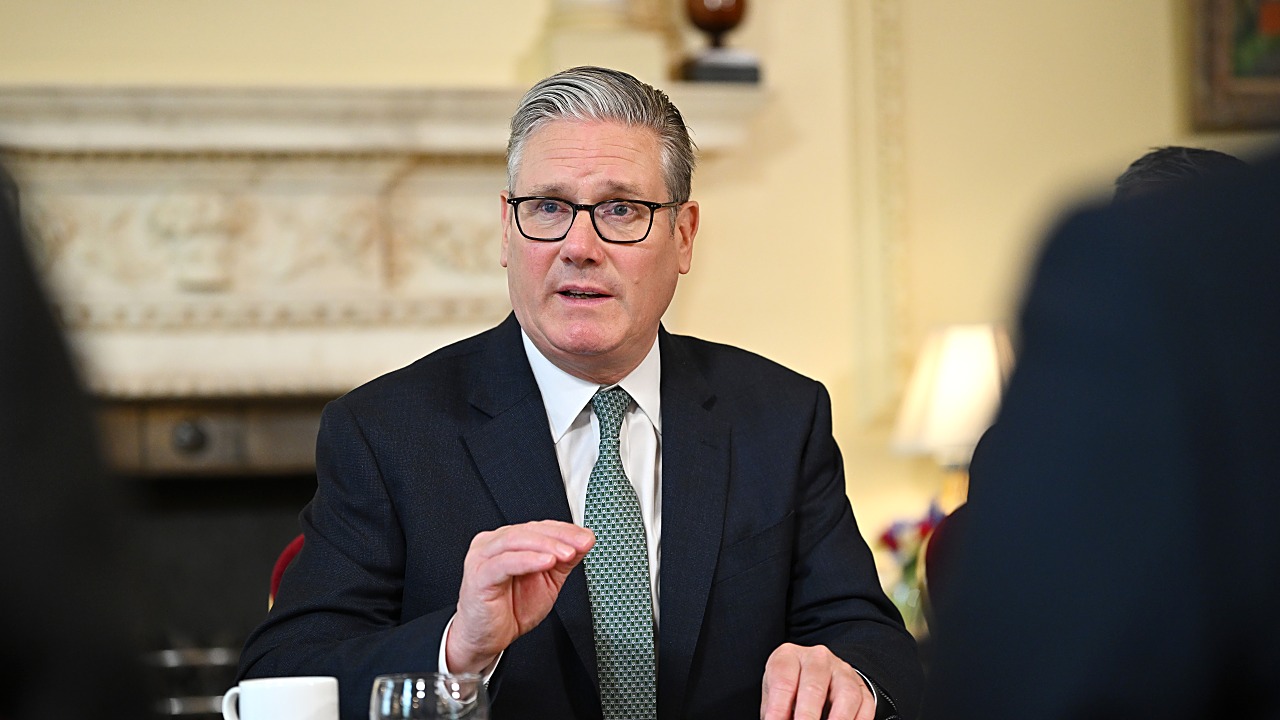 UK: Mandelson Failed Vetting for Ambassador Role, Starmer Rejects Resignation Calls