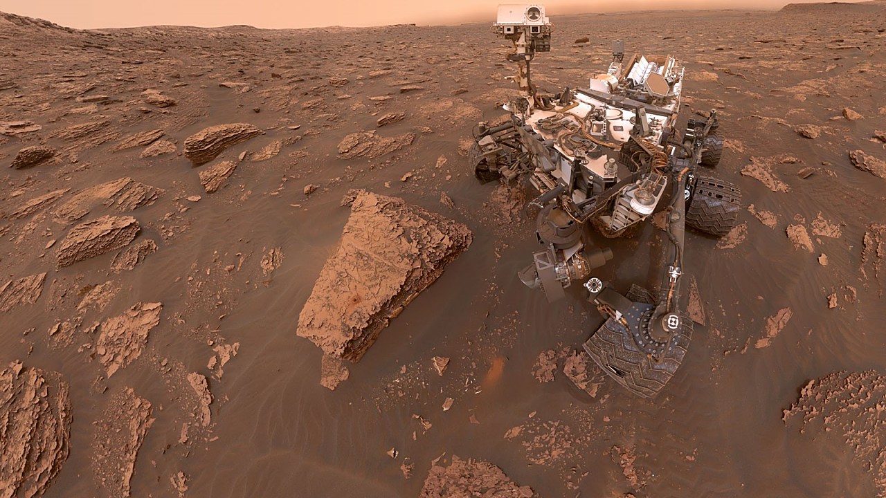 NASA's Curiosity Rover Finds Organic Molecules on Mars