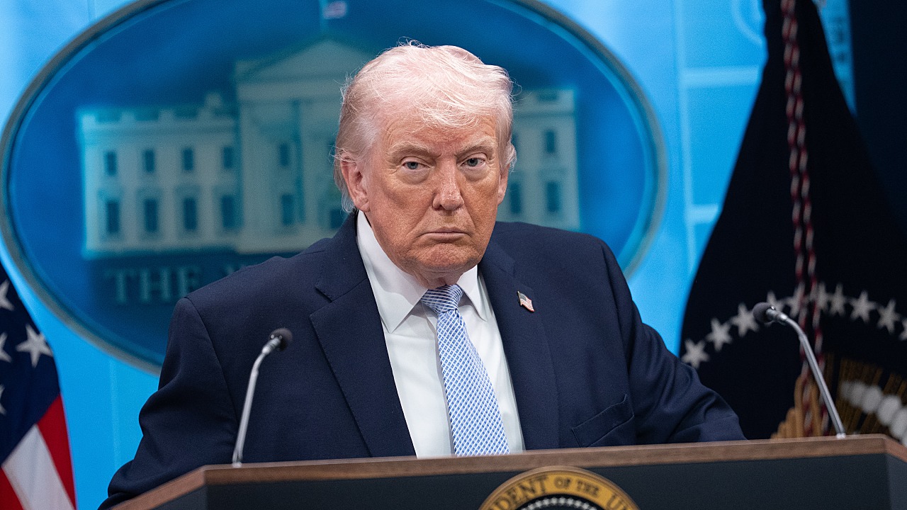 US-Iran ceasefire extension, Tim Cook resignation and mass MS-13 trial