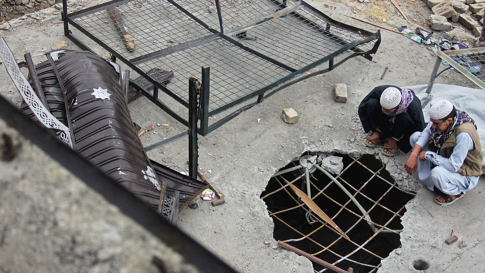 Afghanistan Says Pakistan Strikes Hit University, Kill 7