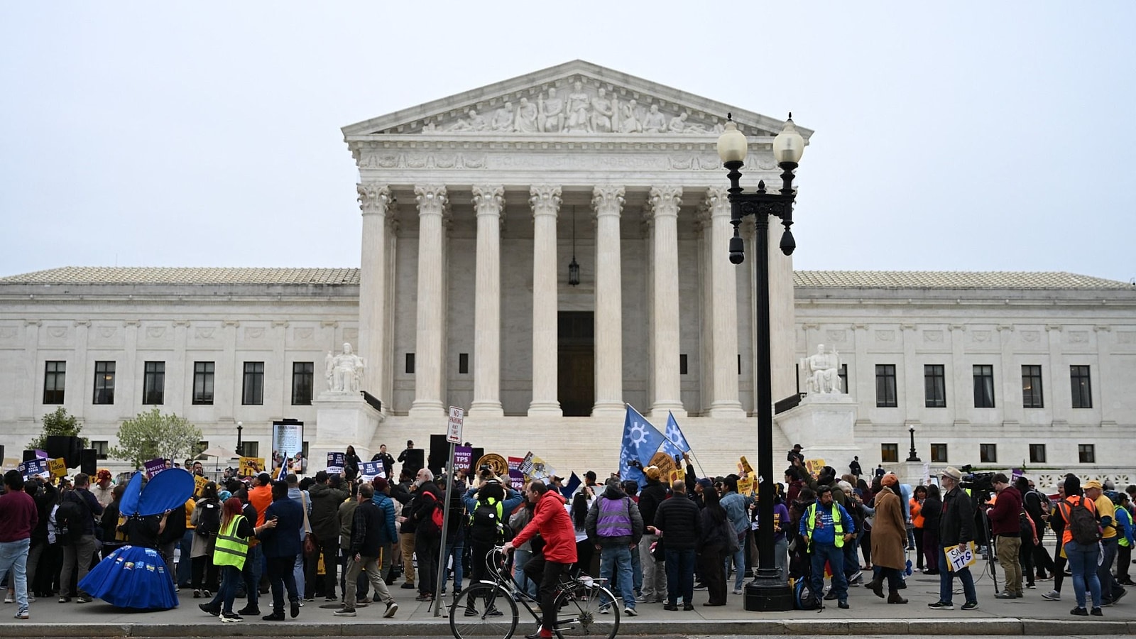 SCOTUS Limits Race-based Redistricting in 6-3 Ruling
