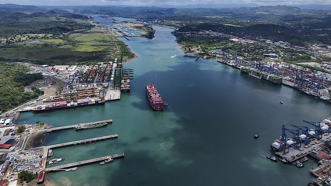 6 Nations Back Panama Amid China Port Tensions
