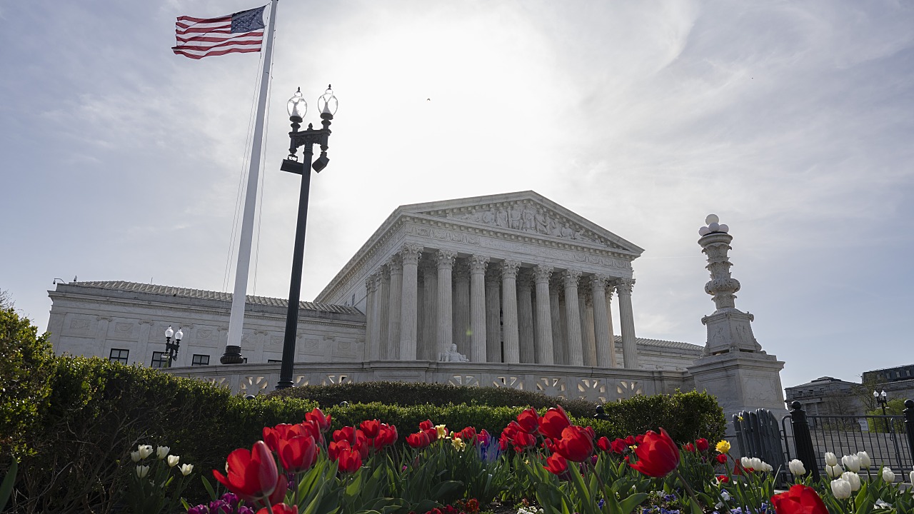 SCOTUS Weighs TPS Fate for 356K Haitians, Syrians
