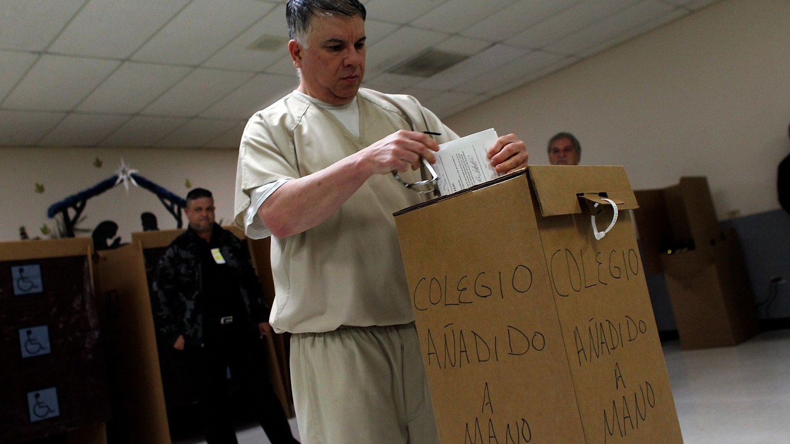 Report: Trump Halted Probe Into Puerto Rico 'Drugs for Votes' Scheme
