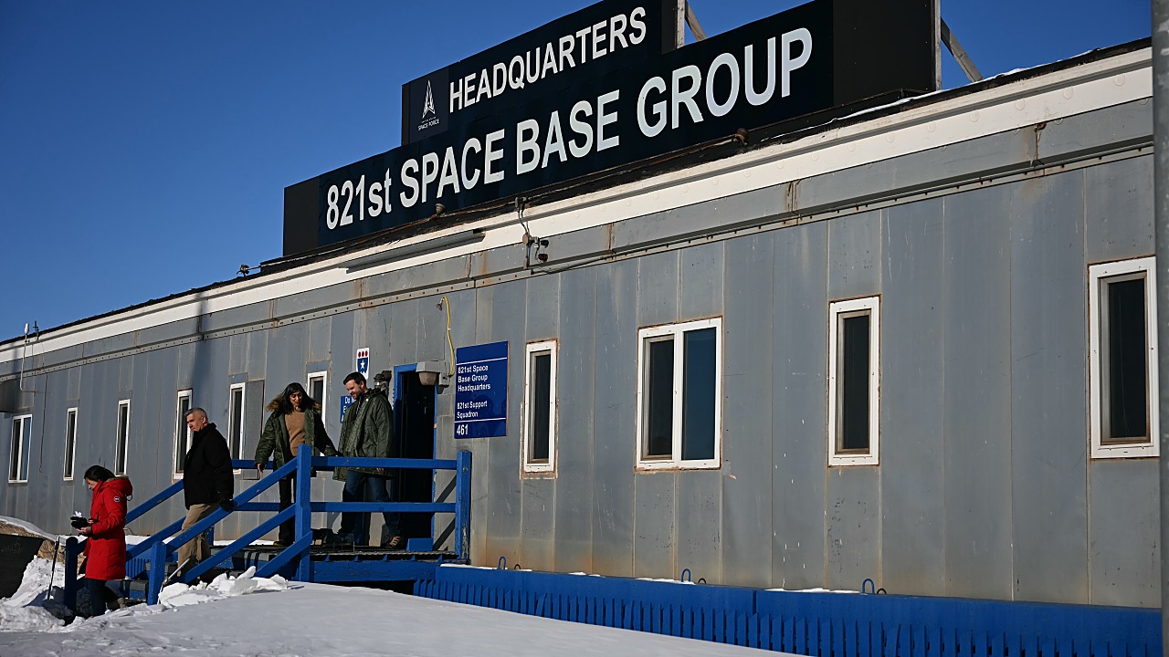 US Reportedly Seeks 3 Military Bases in Greenland