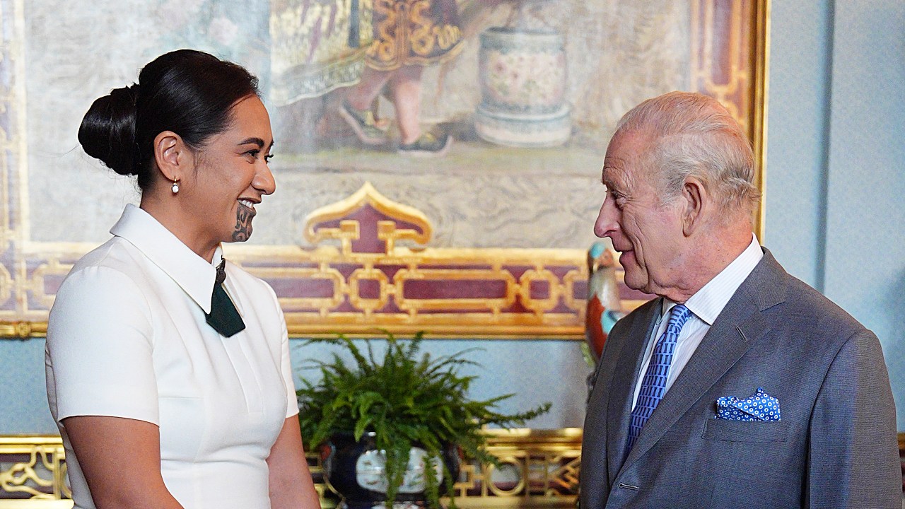 Māori Queen Meets King Charles at Buckingham Palace