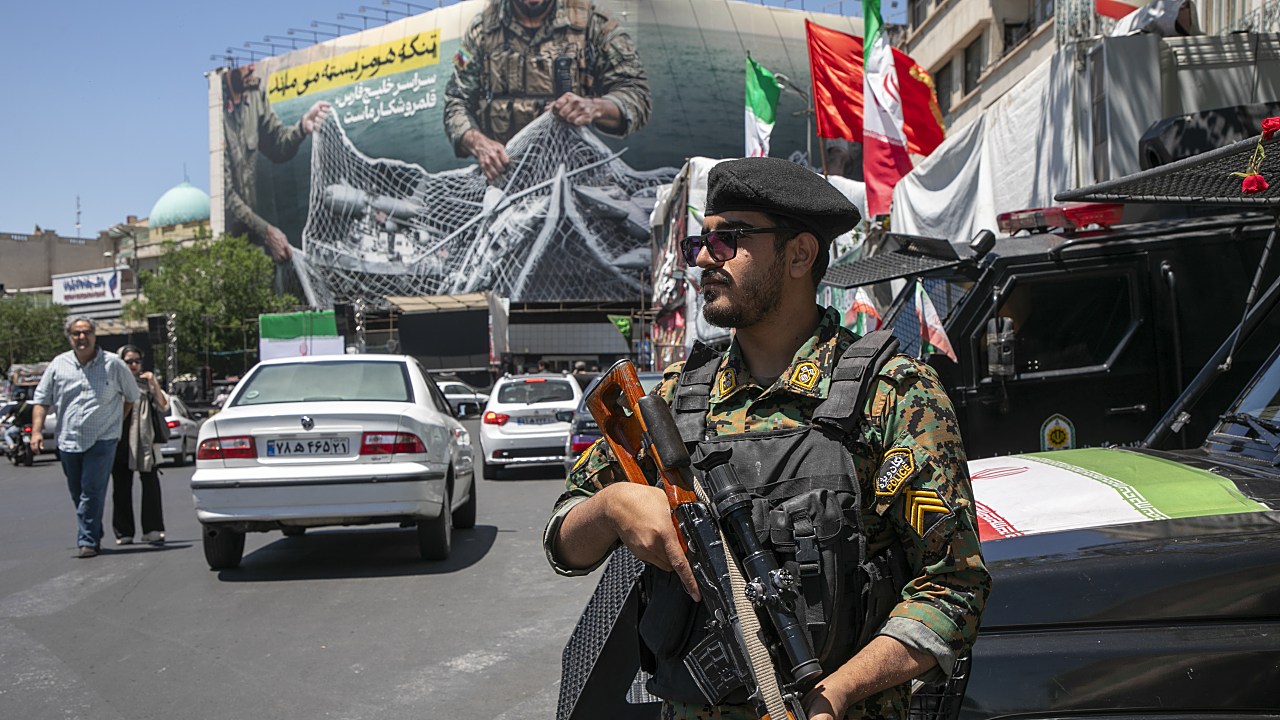 US-Iran impasse, Sudan hunger crisis and AI agent crimes