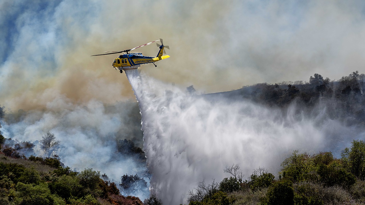 California Sandy Fire Burns 1,364 Acres, 28,000 Evacuated