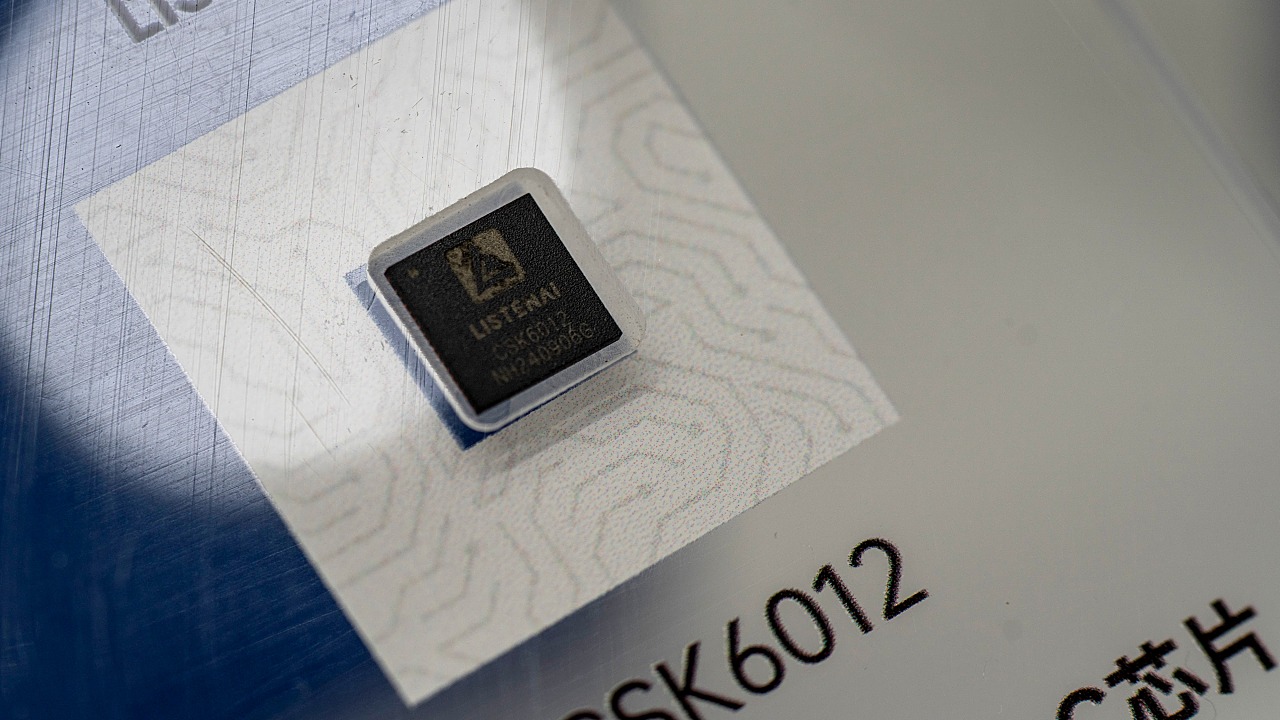 Memory Chip Giants All Hit $1 Trillion Valuations