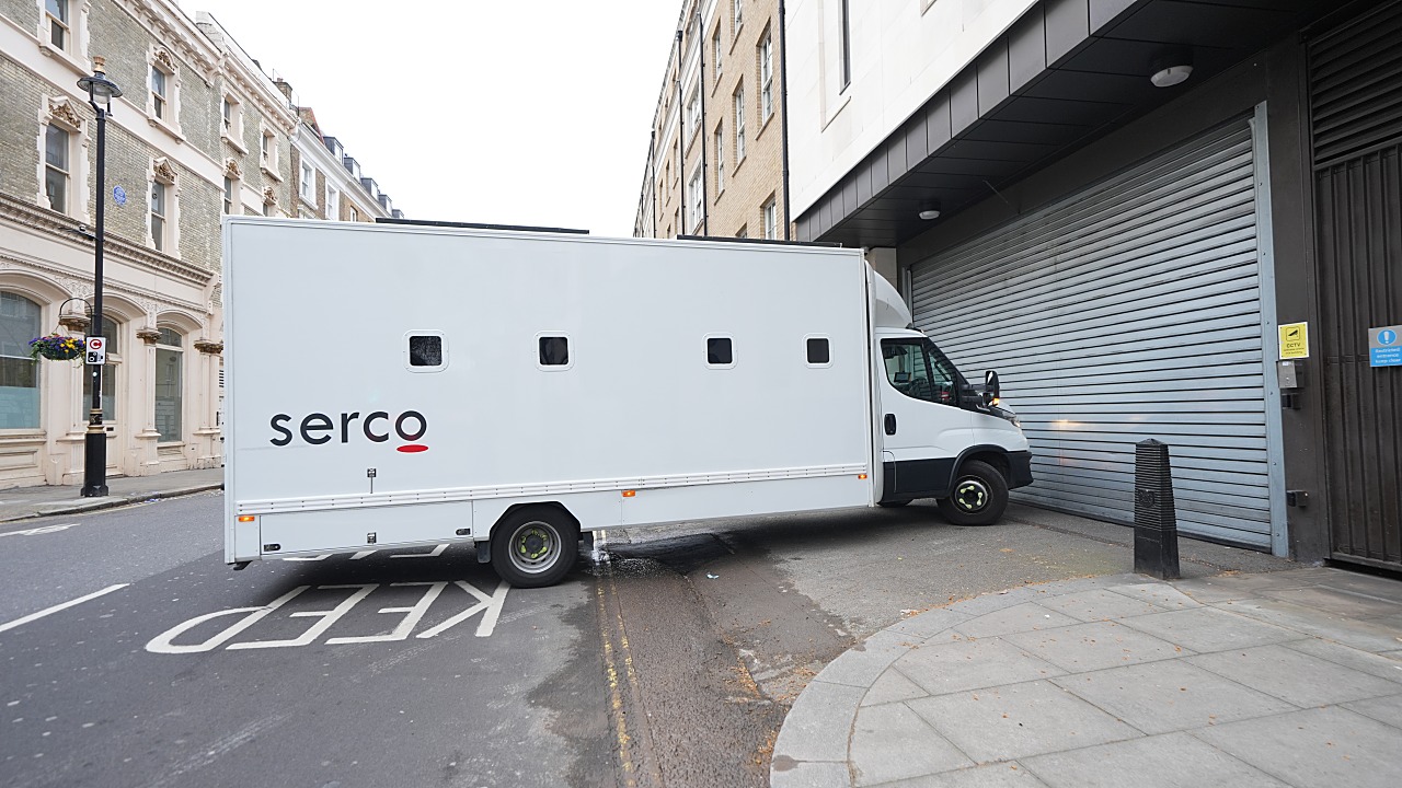 Report: UK Discusses Microchips in Prisoners for Monitoring