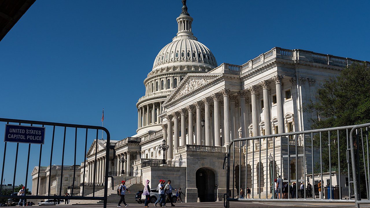 Senate Debates $70B ICE and Border Patrol Funding Bill