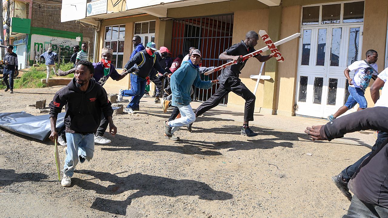 Kenya Protests Further Escalate Over US-Linked Ebola Facility