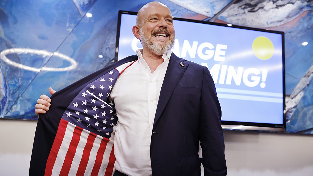 California Governor's Race Set for November
