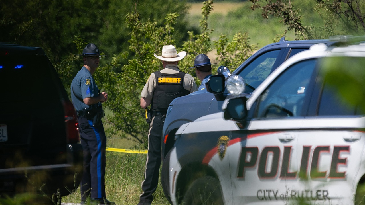 Verity - 12 Killed in Missouri Skydive Plane Crash