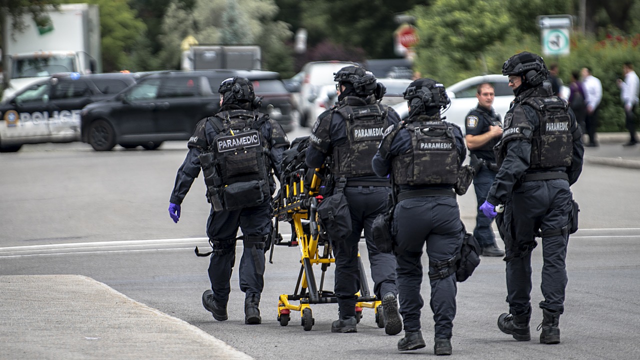 Canada: Montreal Shooting Leaves Police Officer, Civilian and Suspect Dead