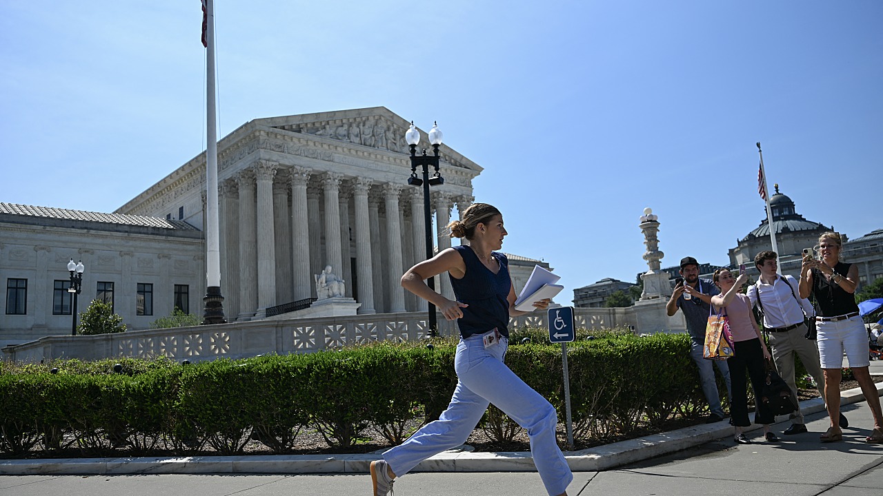 US Supreme Court Upholds Birthright Citizenship