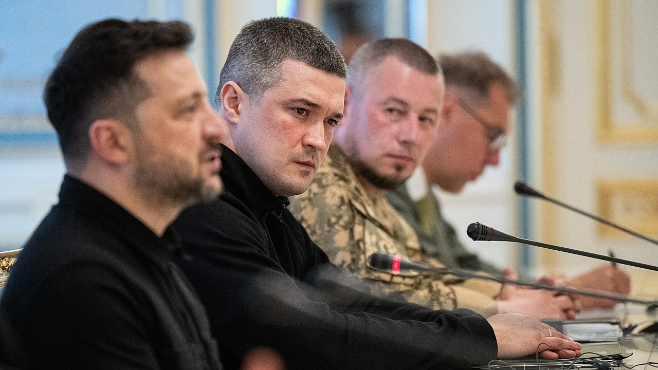 Ukraine Fedorov ousting, US tanker strike and microplastics heart attack link