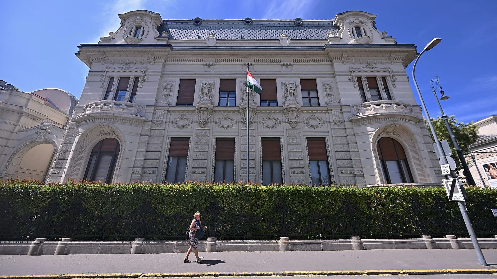 Hungary: Prosecutors Raid Orbán's Fidesz Party Servers