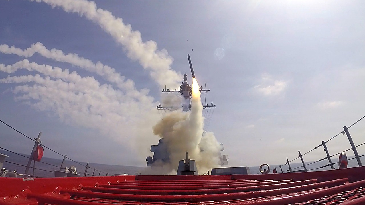 Alleged US missile depletion, Blanche nomination advance and English Channel rescue
