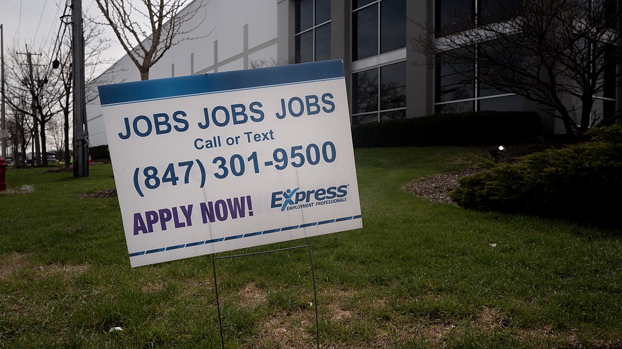 US Sheds 23K Jobs in July, Missing Forecasts