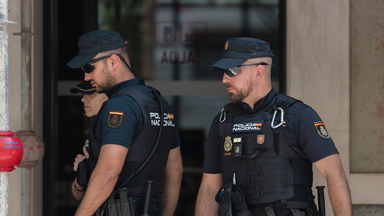 Spain Busts Major Mediterranean Migrant Smuggling Ring