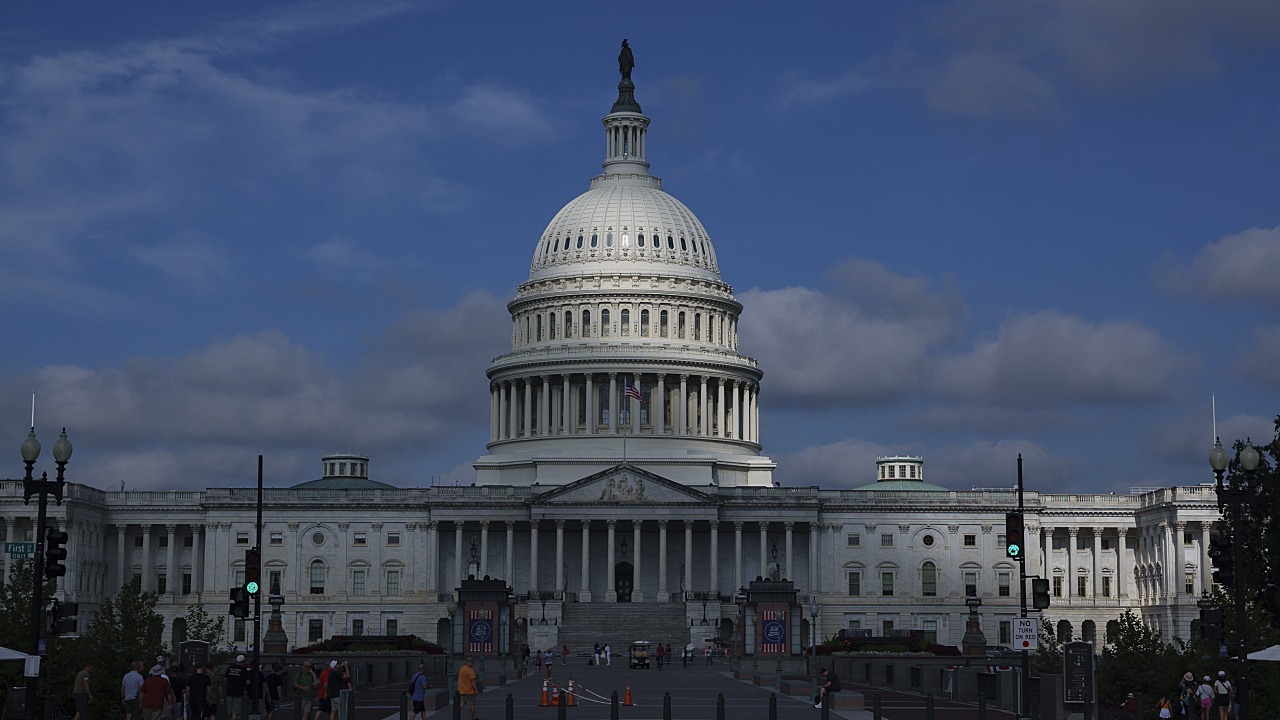 Congress: AI-Drafted Bills Increase Error Rate