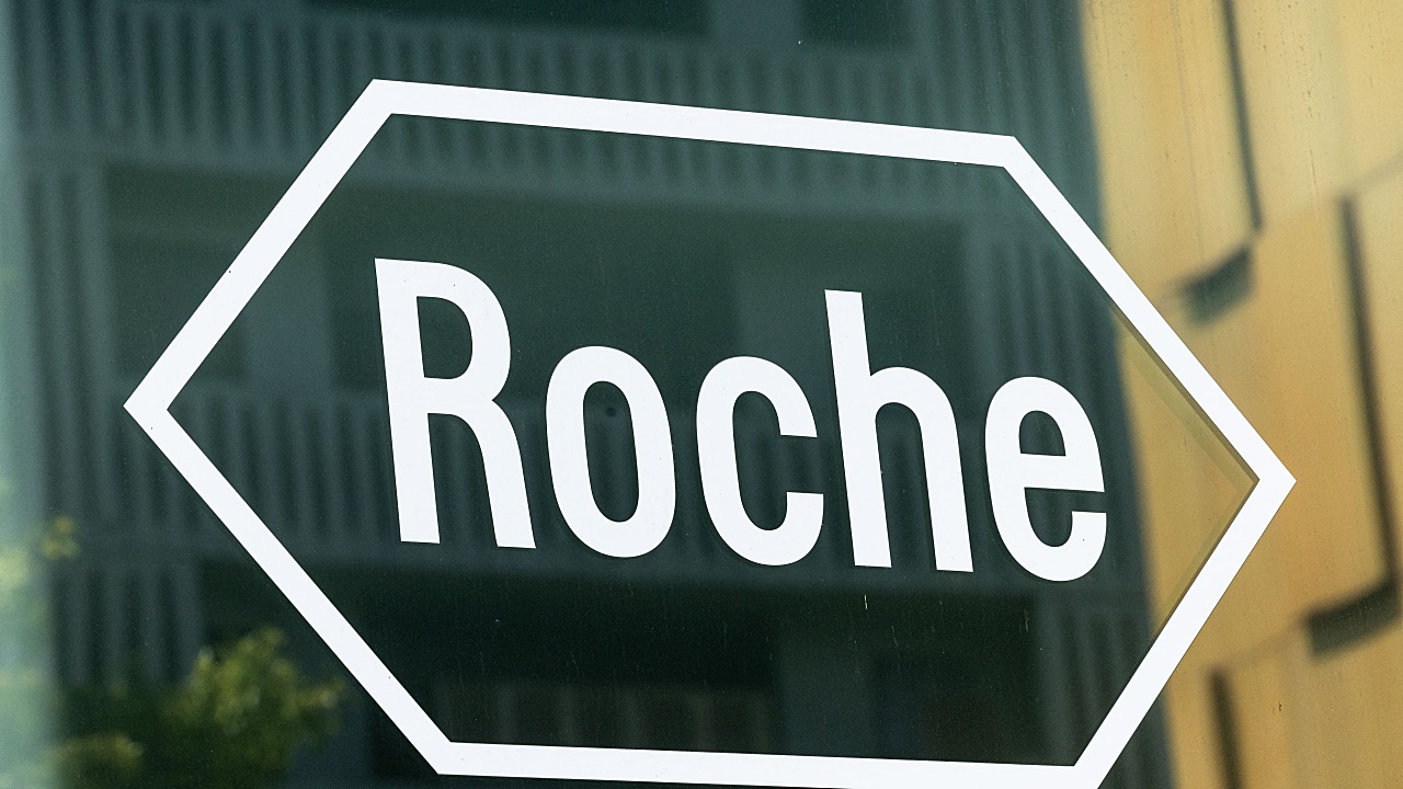 FDA Clears Roche Blood Test for Alzheimer's Detection