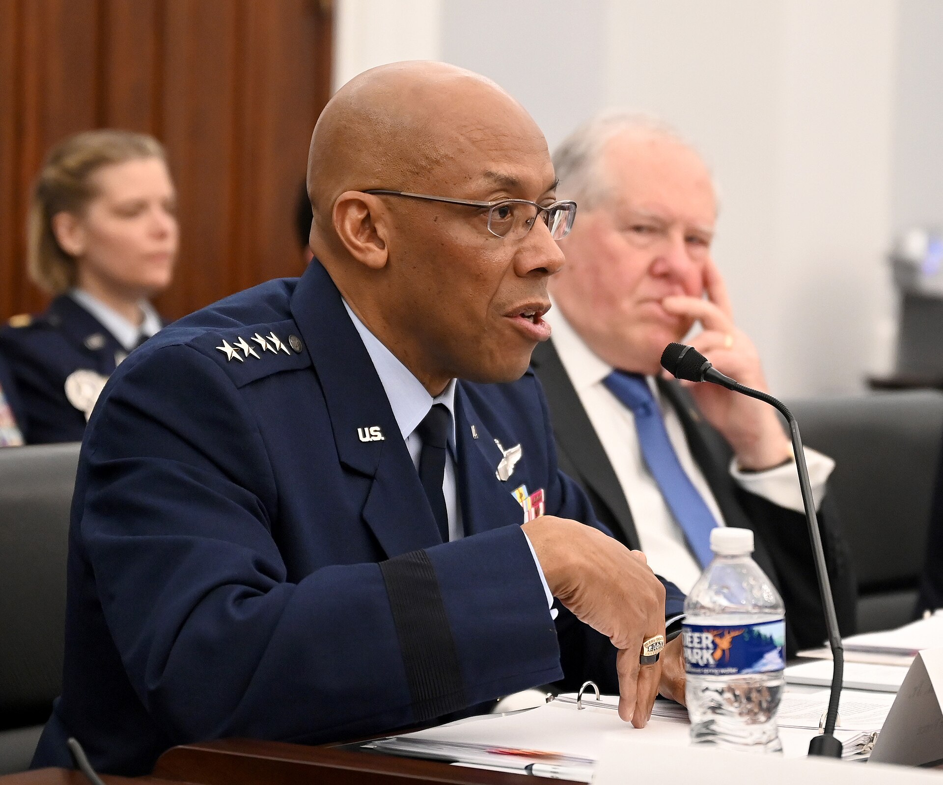 US, China Resume Top-Level Military Dialogue