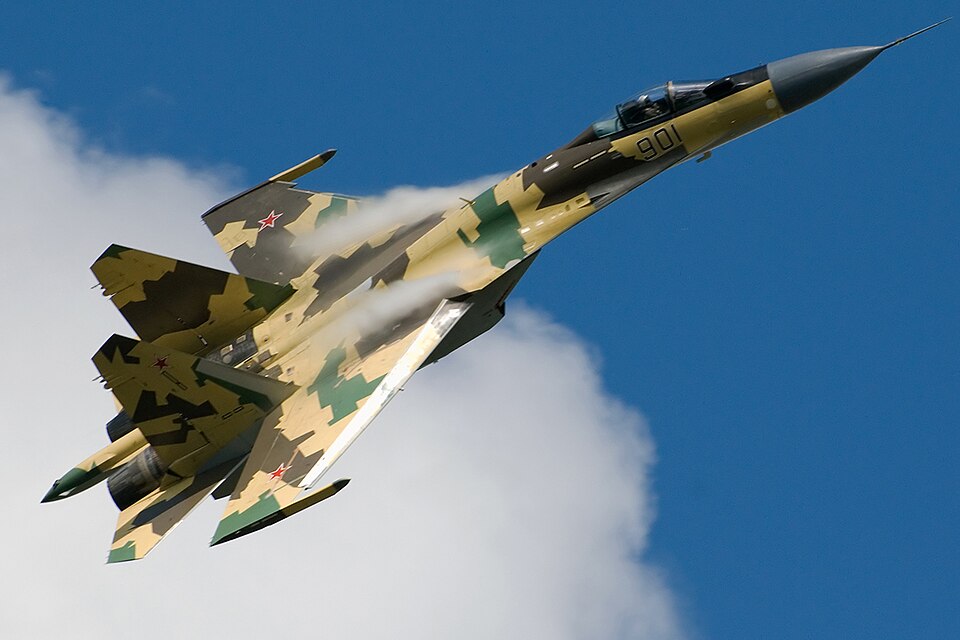 Iran Claims to Finalize Deal to Buy Russian Fighter Jets