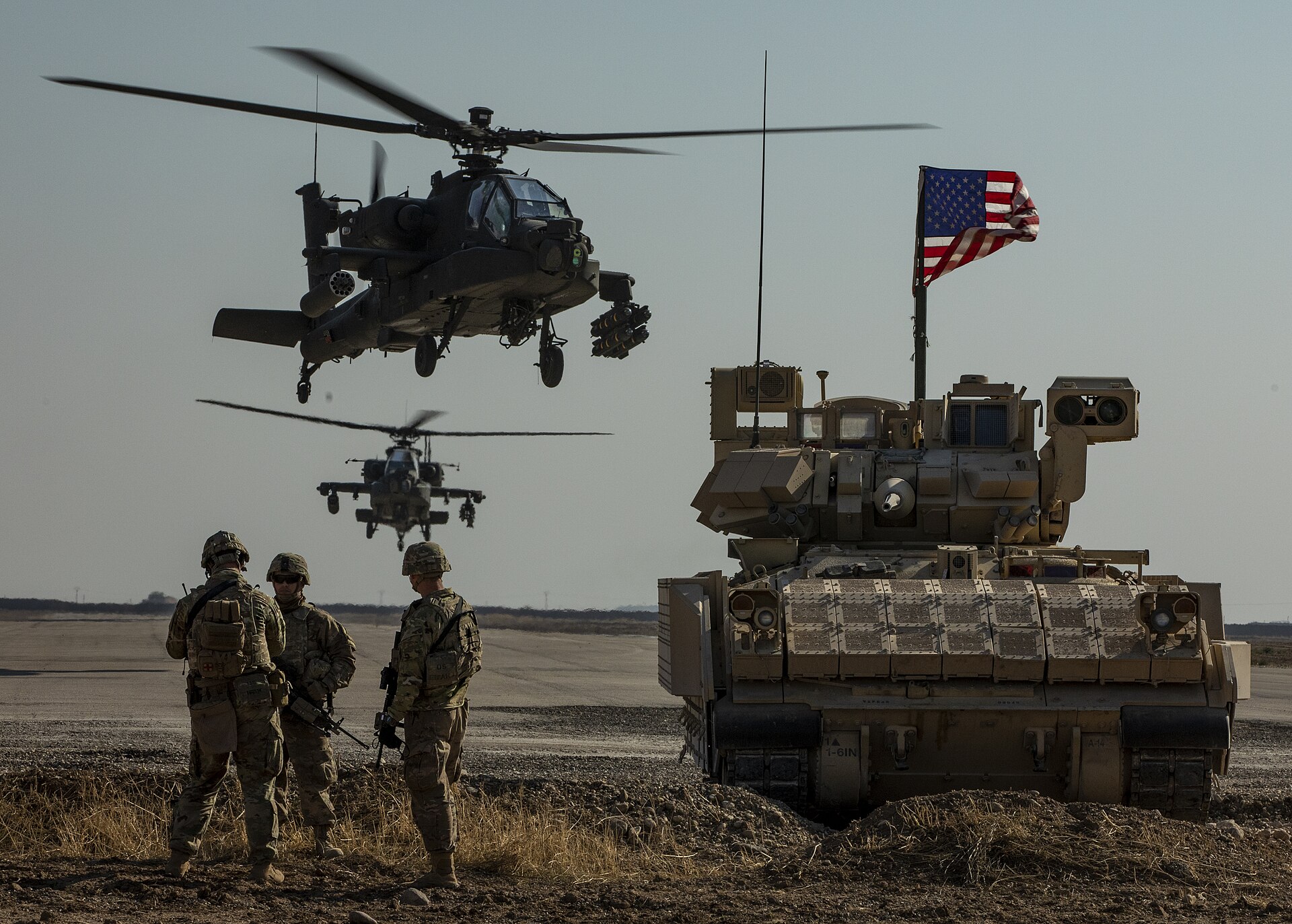 Pentagon: US Strikes Iranian-Linked Facilities in Syria