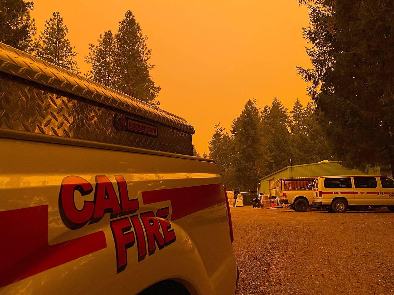Southern California Wildfire Forces Thousands to Evacuate