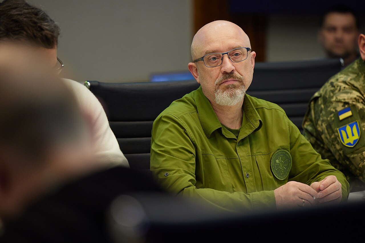 Reports: Ukrainian Defense Minister to be Replaced Amid Graft Allegations