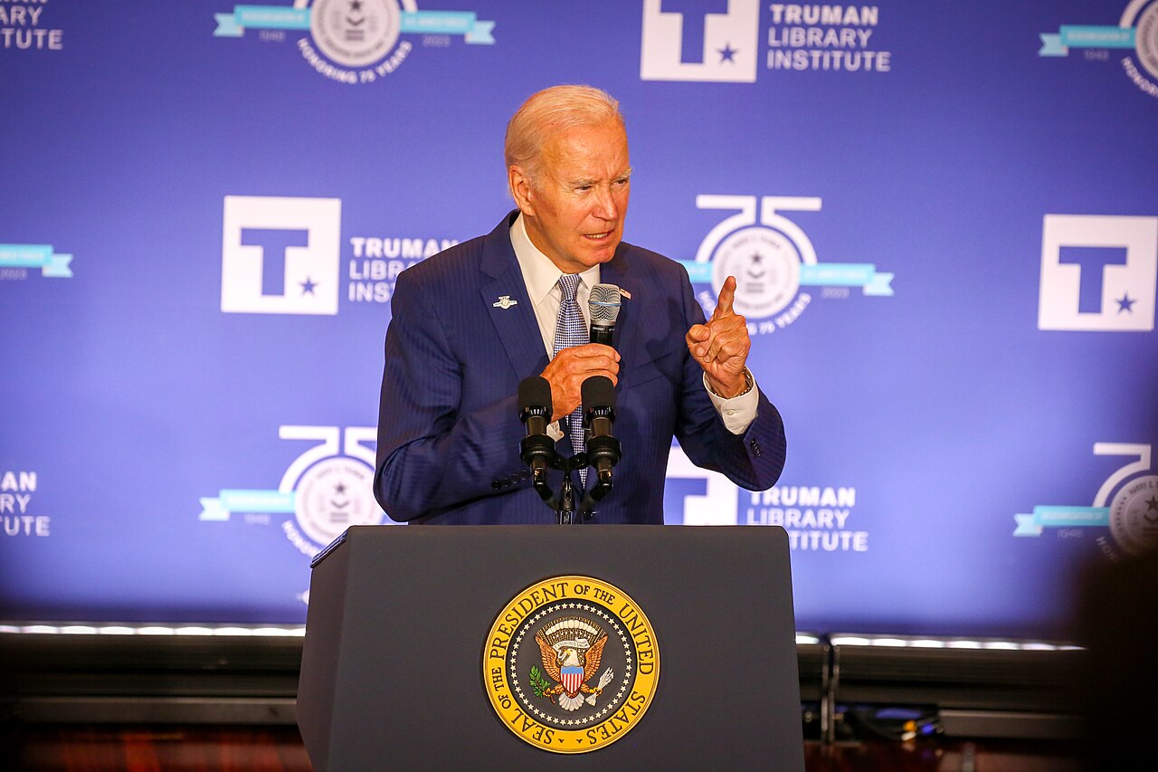 Biden Asks Congress for Additional $24B in Ukraine Aid