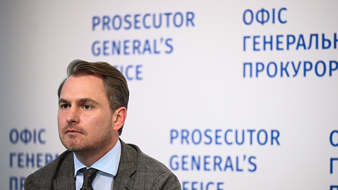 Ukraine's Top Prosecutor Resigns Amid Corruption Probe