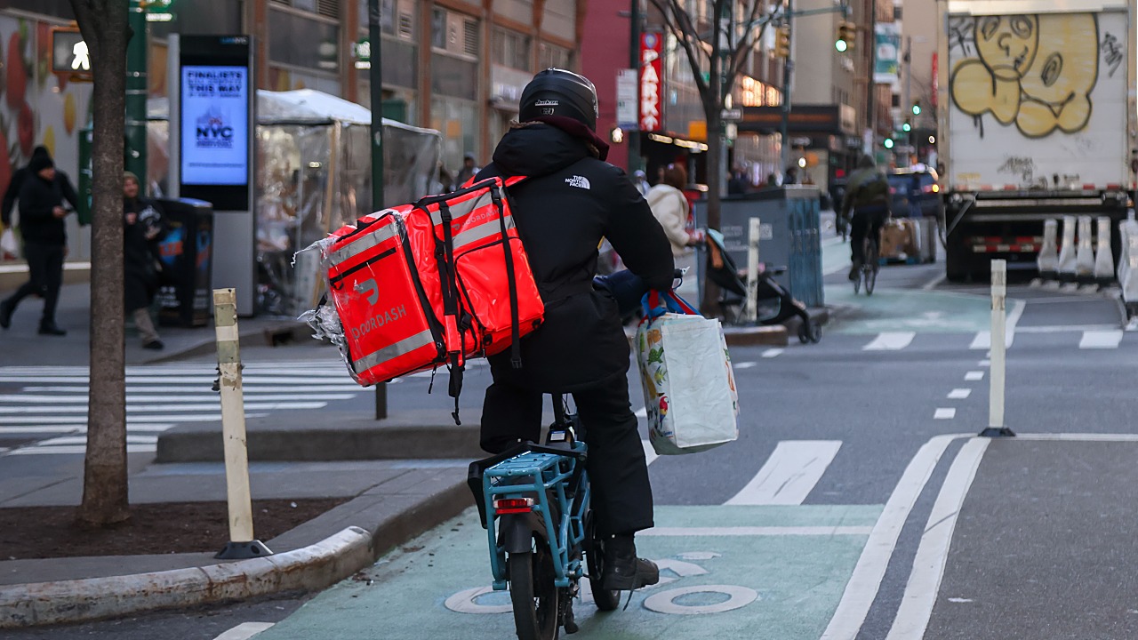 DoorDash Agrees to $131.5M Settlement to NYC Over Underpaid Couriers