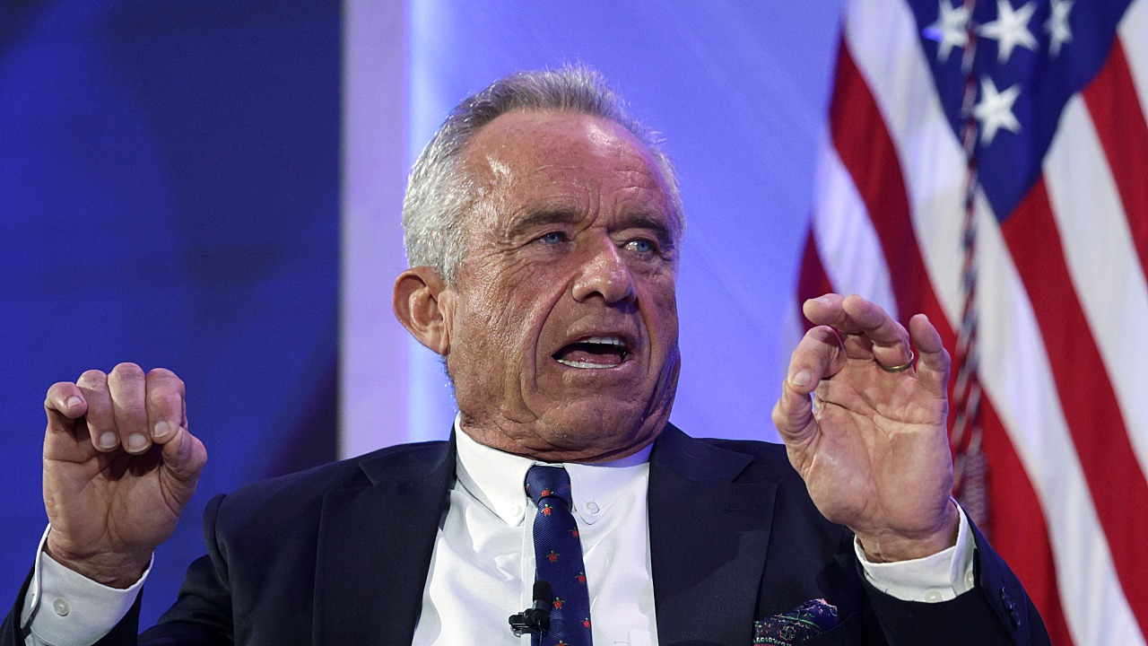 RFK Jr. Pushes Plan to Pool US Health Data for AI Study