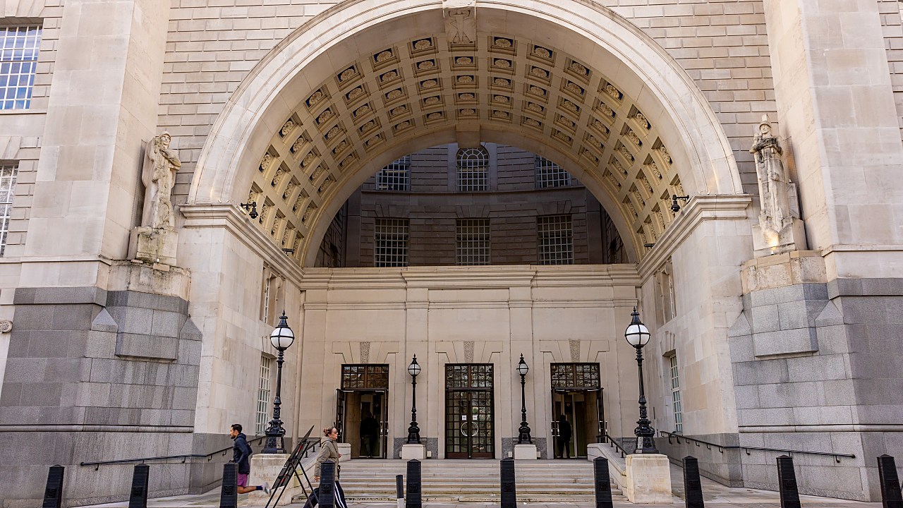 UK: MI5 Alleges Universities Aiding Chinese Espionage Research