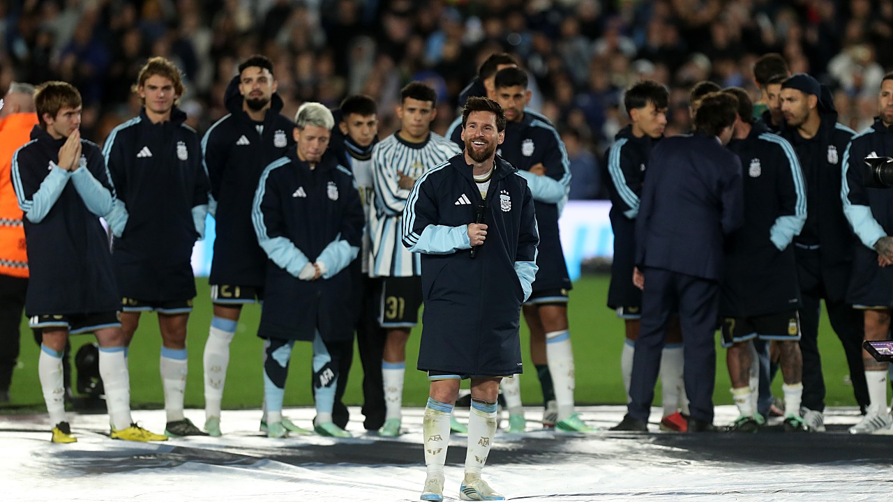 Messi Plays Final Game for Argentina